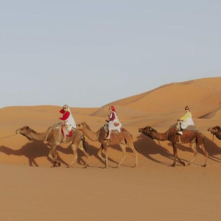 Unique Sahara Camp Hotel Merzouga Bagian luar foto