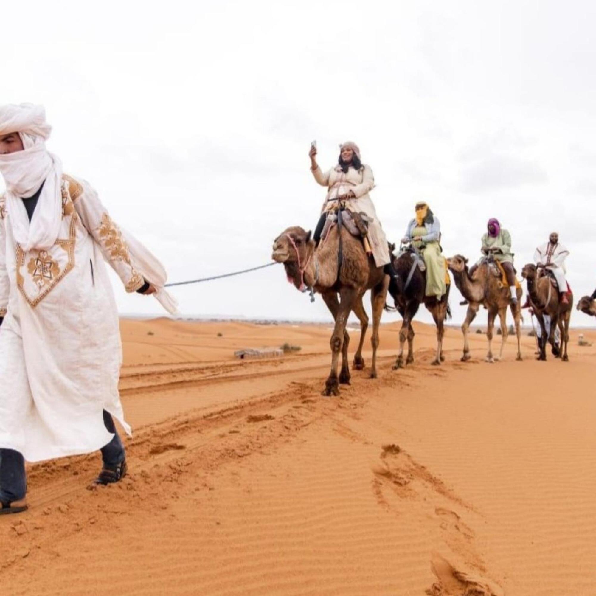 Unique Sahara Camp Hotel Merzouga Bagian luar foto