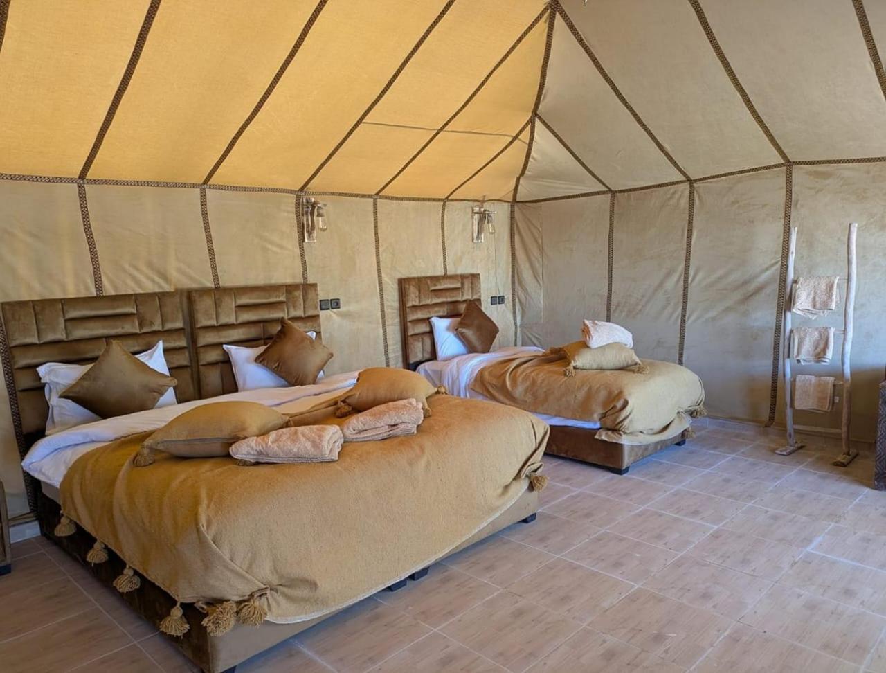Unique Sahara Camp Hotel Merzouga Bagian luar foto