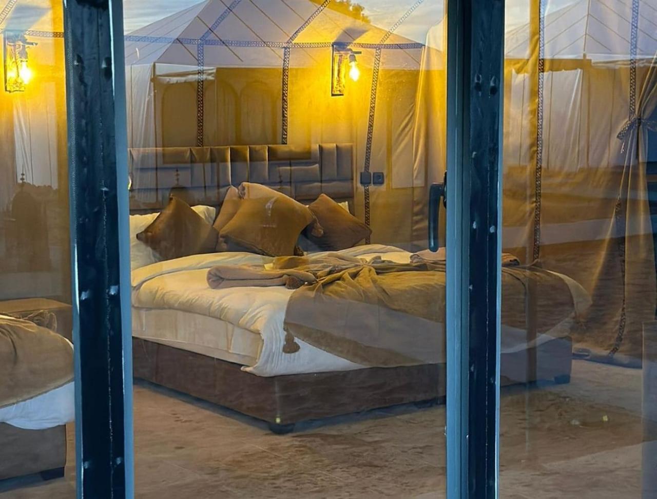 Unique Sahara Camp Hotel Merzouga Bagian luar foto
